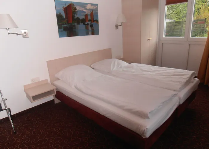 Blankenese Hotel 3*