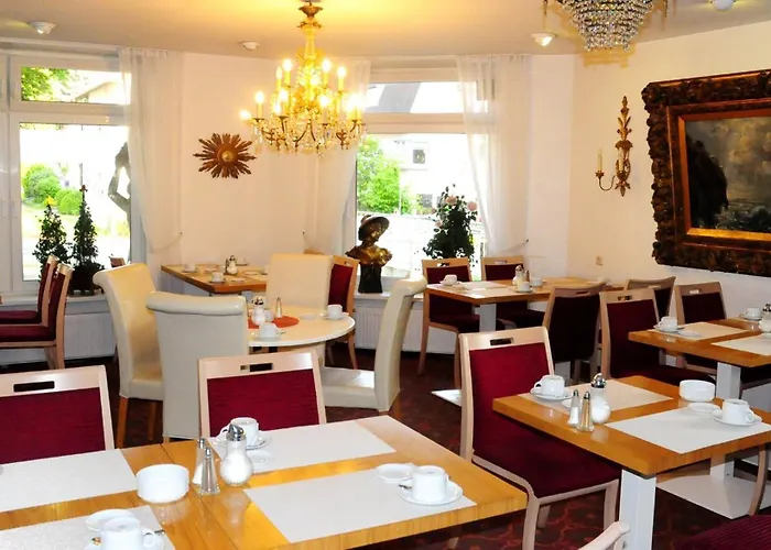 Blankenese Hotel 3*